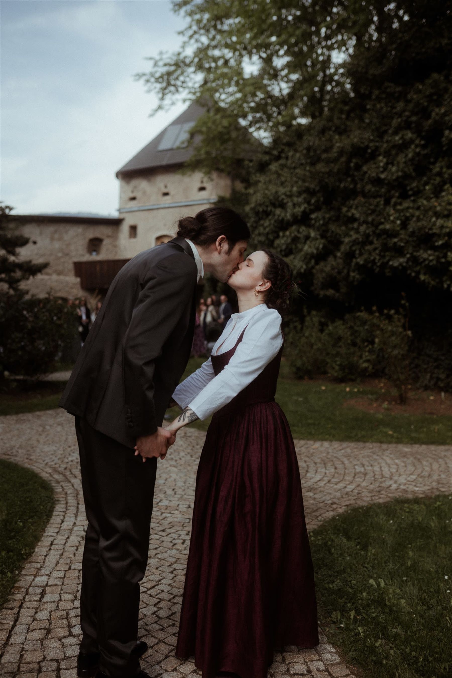 Moody Hochzeit Schloss Gabelhofen Christina Supanz Fotografie