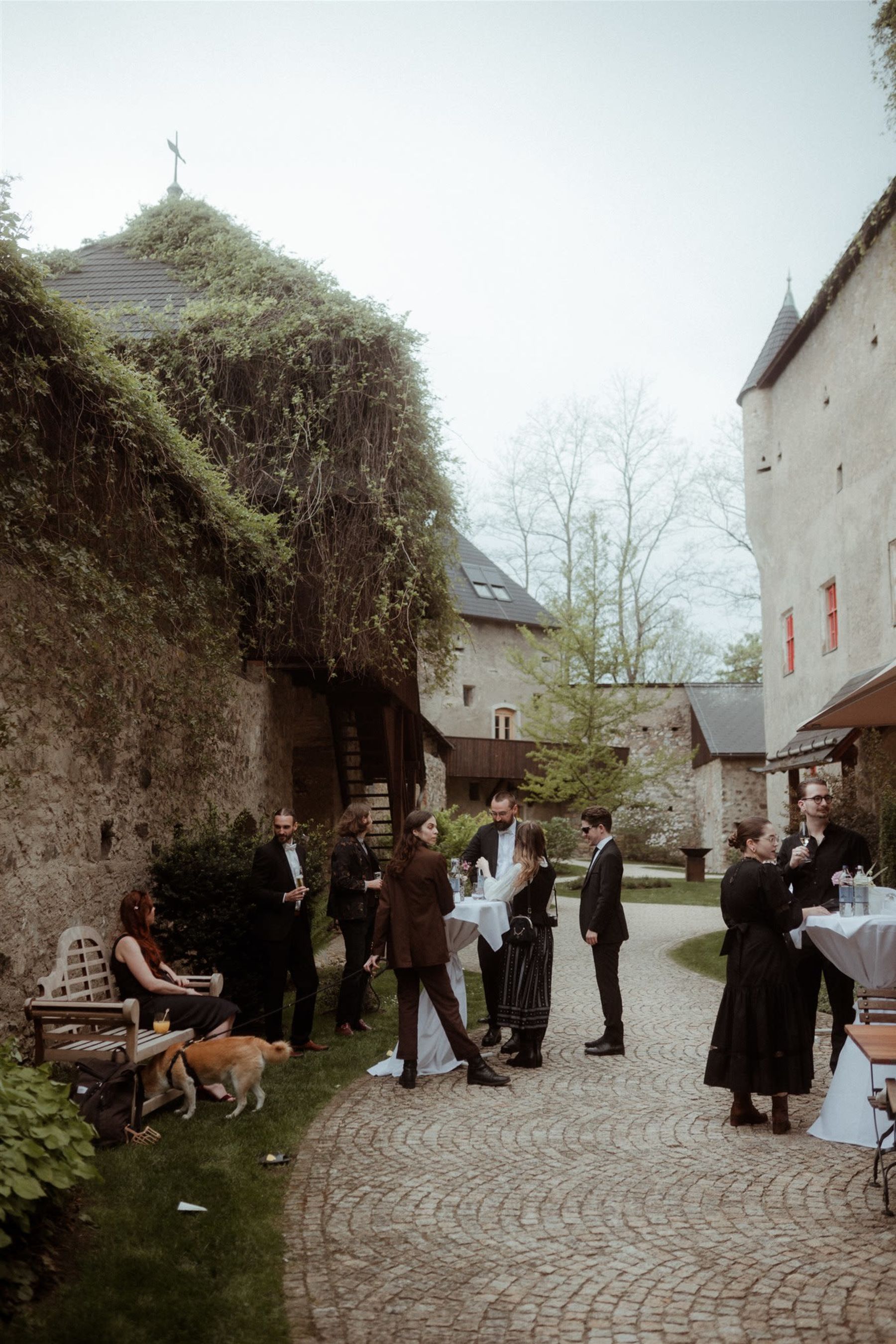 Moody Hochzeit Schloss Gabelhofen Christina Supanz Fotografie