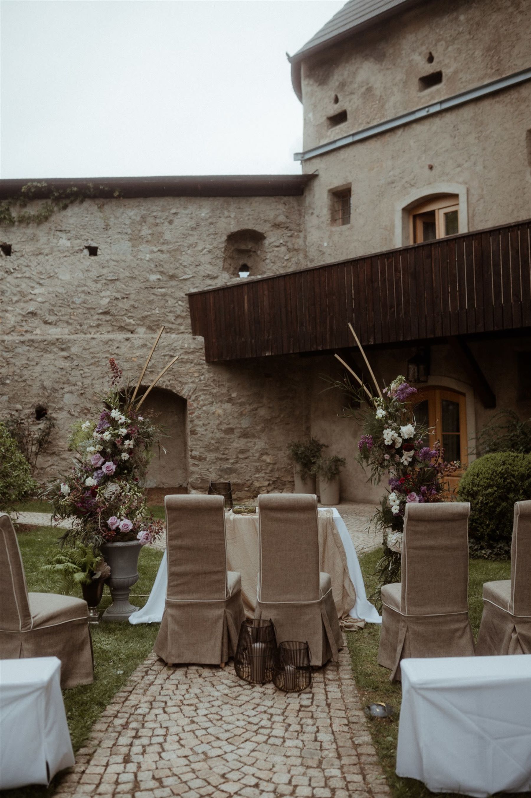 Moody Hochzeit Schloss Gabelhofen Christina Supanz Fotografie