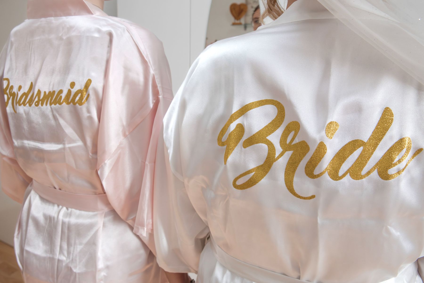 Braut + Brautjungfer beim Getting Ready