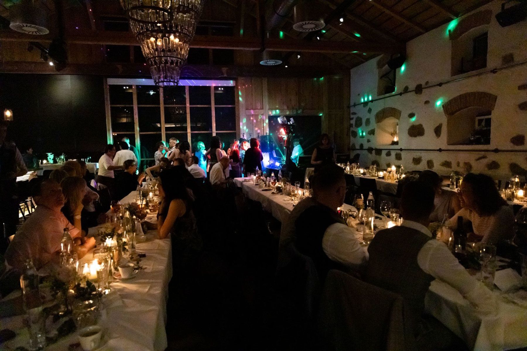 Anpfiff für die Liebe: Die Hochzeit von Elisabeth & Christian