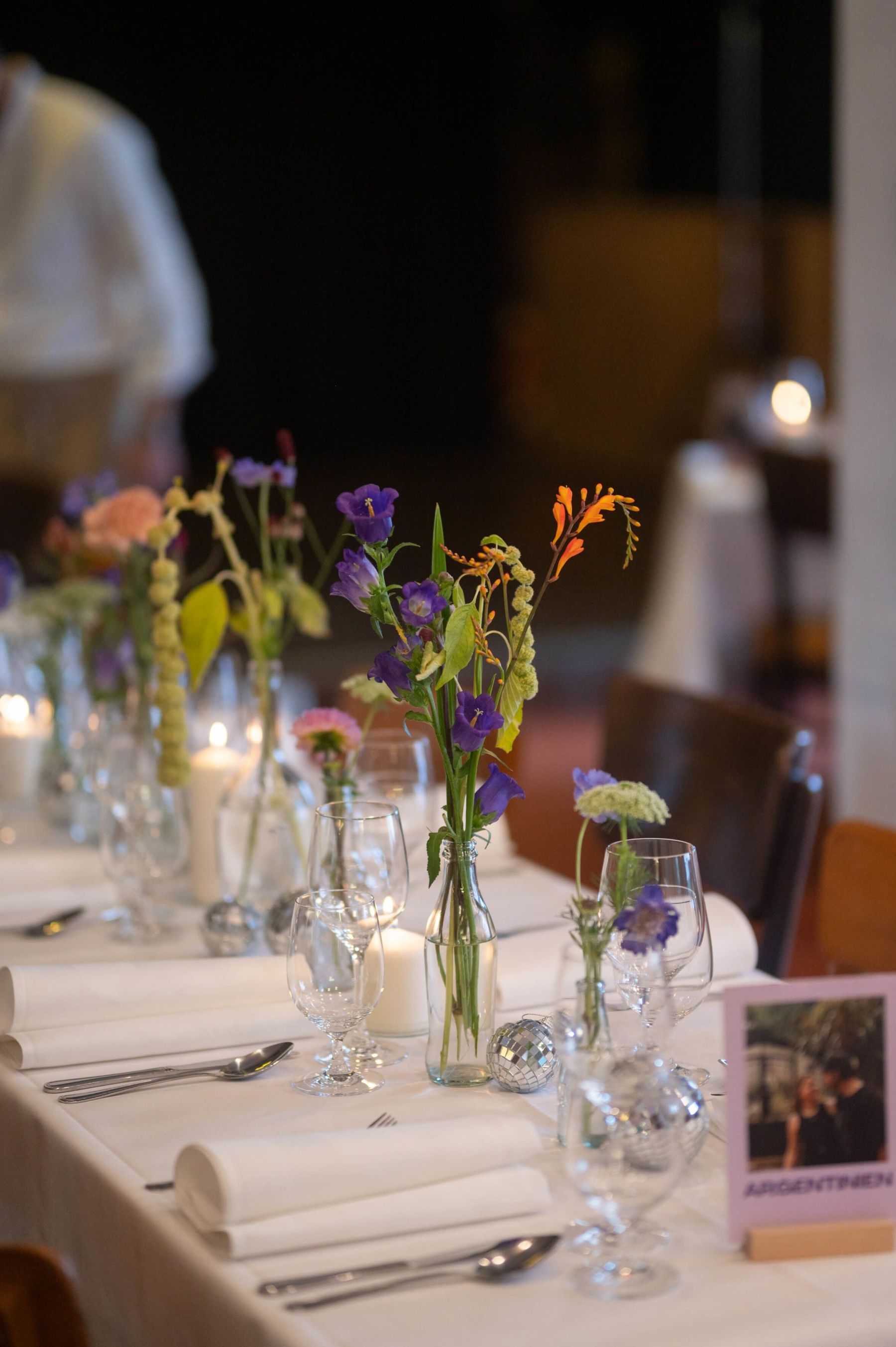 Echte Hochzeitsfotos aus dem Ricordo – außergewöhnliche Location in Lüdinghausen. Foto-Credits: https://yourweddingwillbeamazing.de