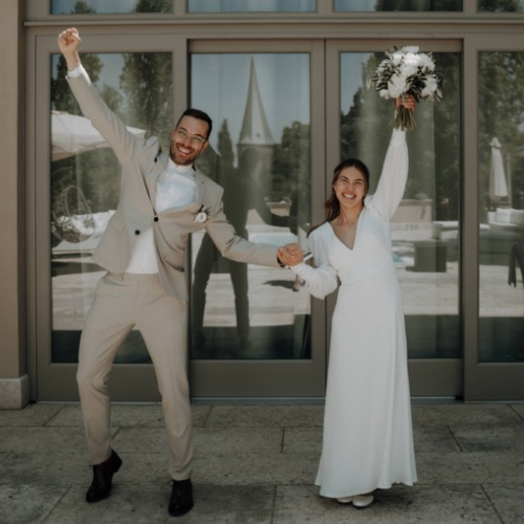 Brautpaar glücklich verheiratet Hochzeit