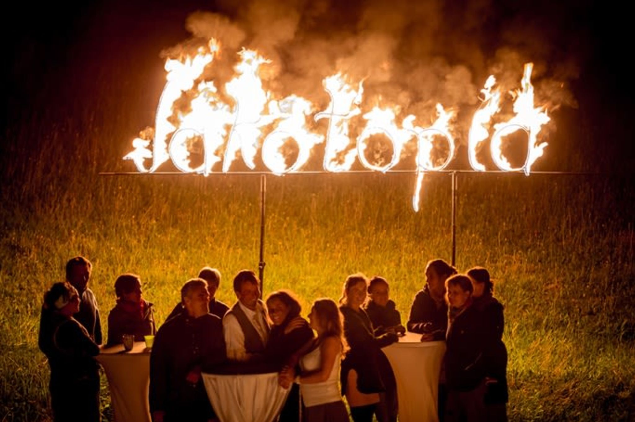 Eure Namen aus Feuer