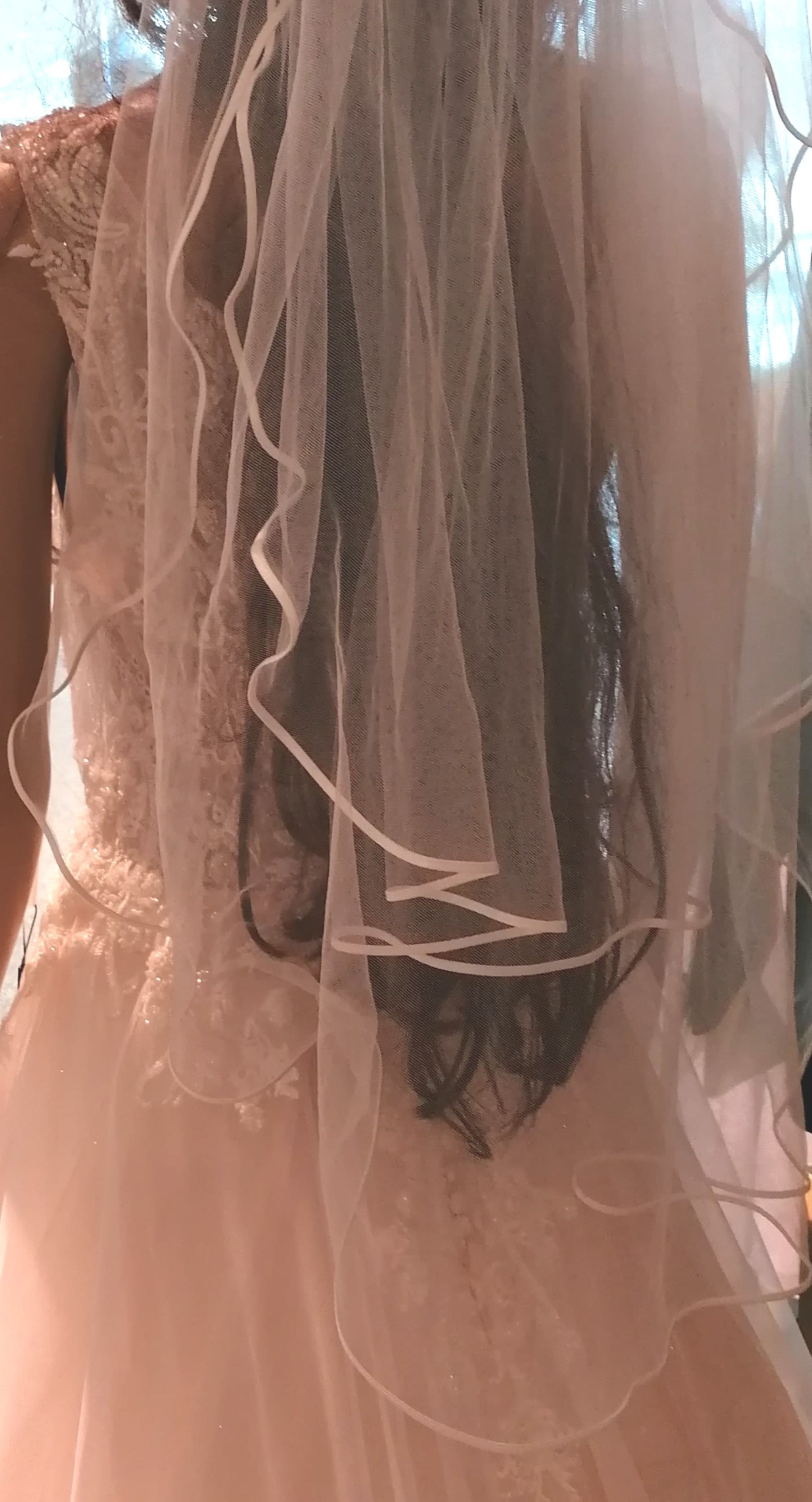 Brautkeid Tres Chic
