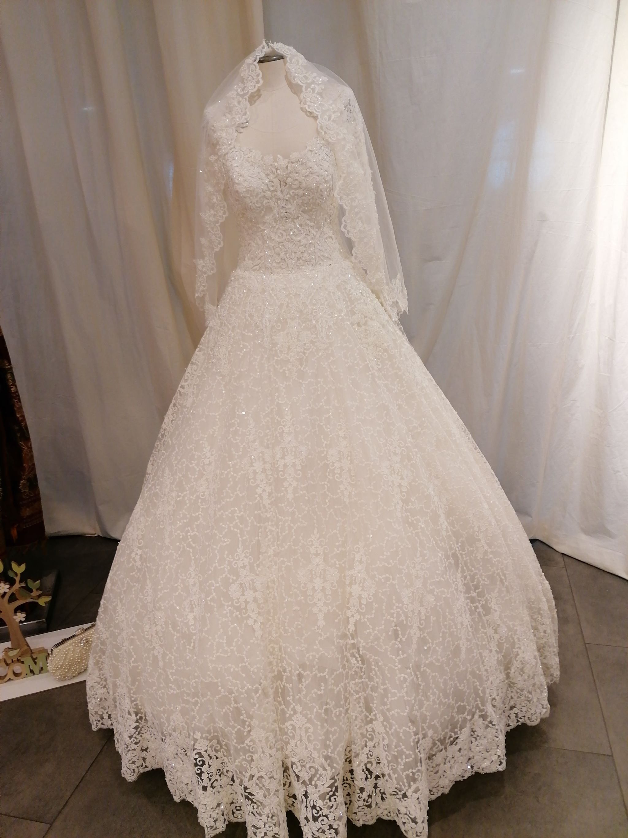 Brautkleid