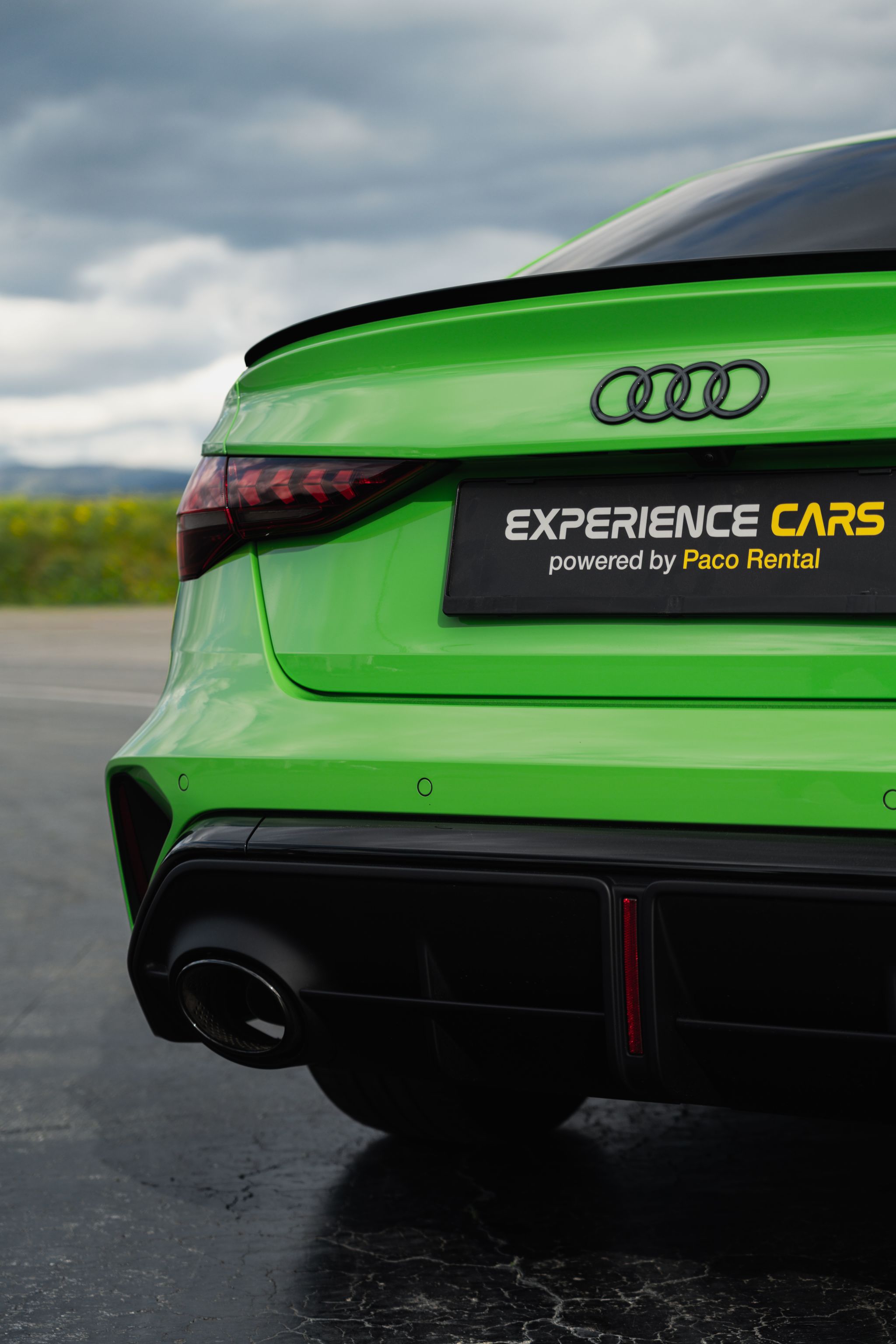 ***AUDI RS3 Limousine - für besondere Hochzeitsfotos***