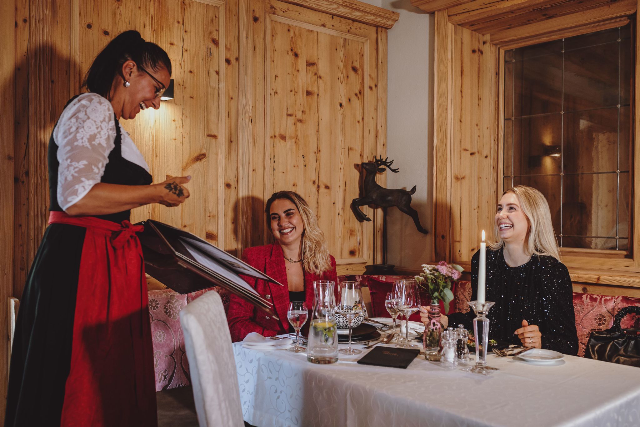 Candlelight Dinner zu eurem ersten Hochzeitstag