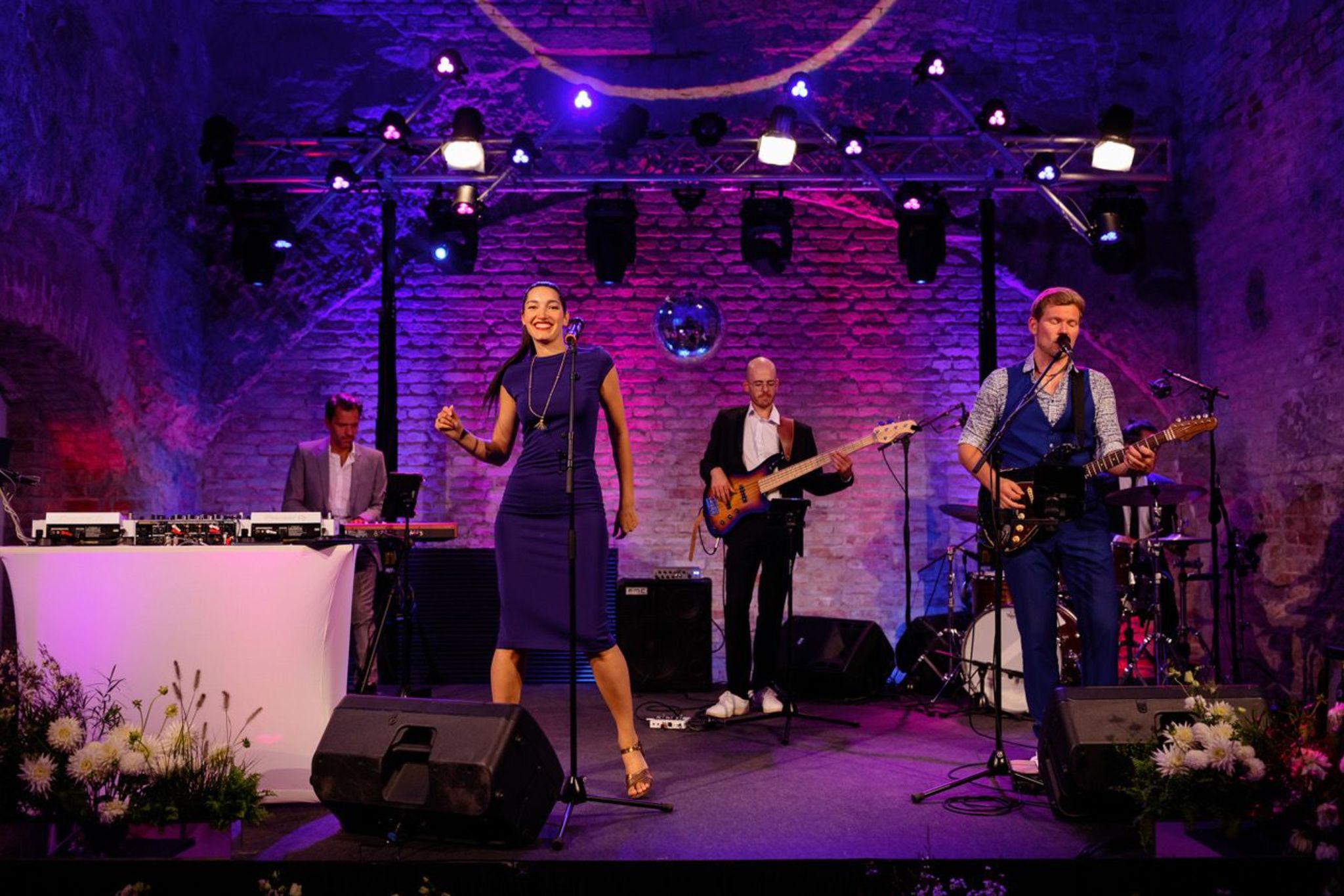 HAT OVER HEELS - OFF SEASON RABATT (Okt - Mai) - Der Soundtrack für Eure Hochzeitsfeier