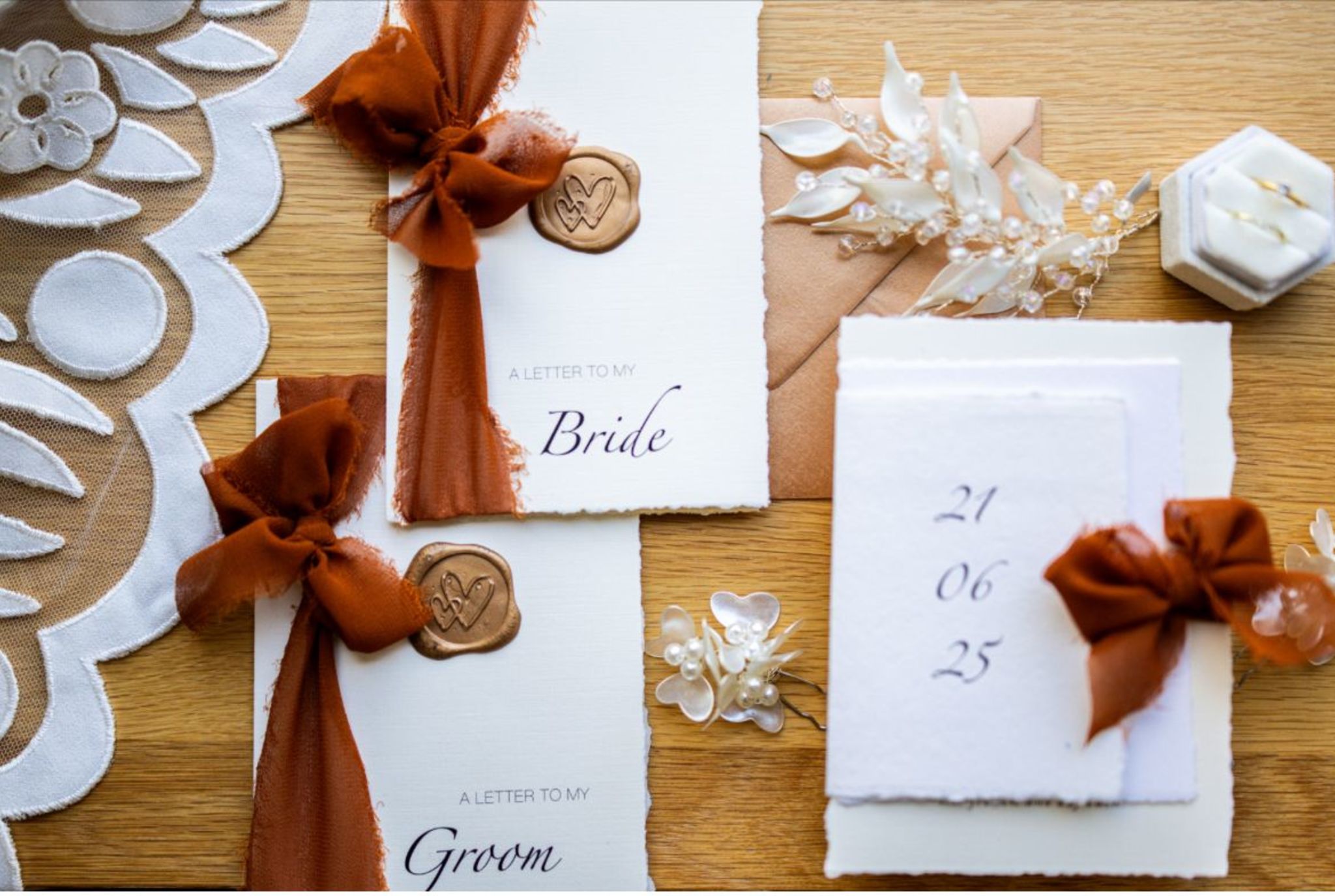 Hochzeitspapeterie: Datum der Liebe