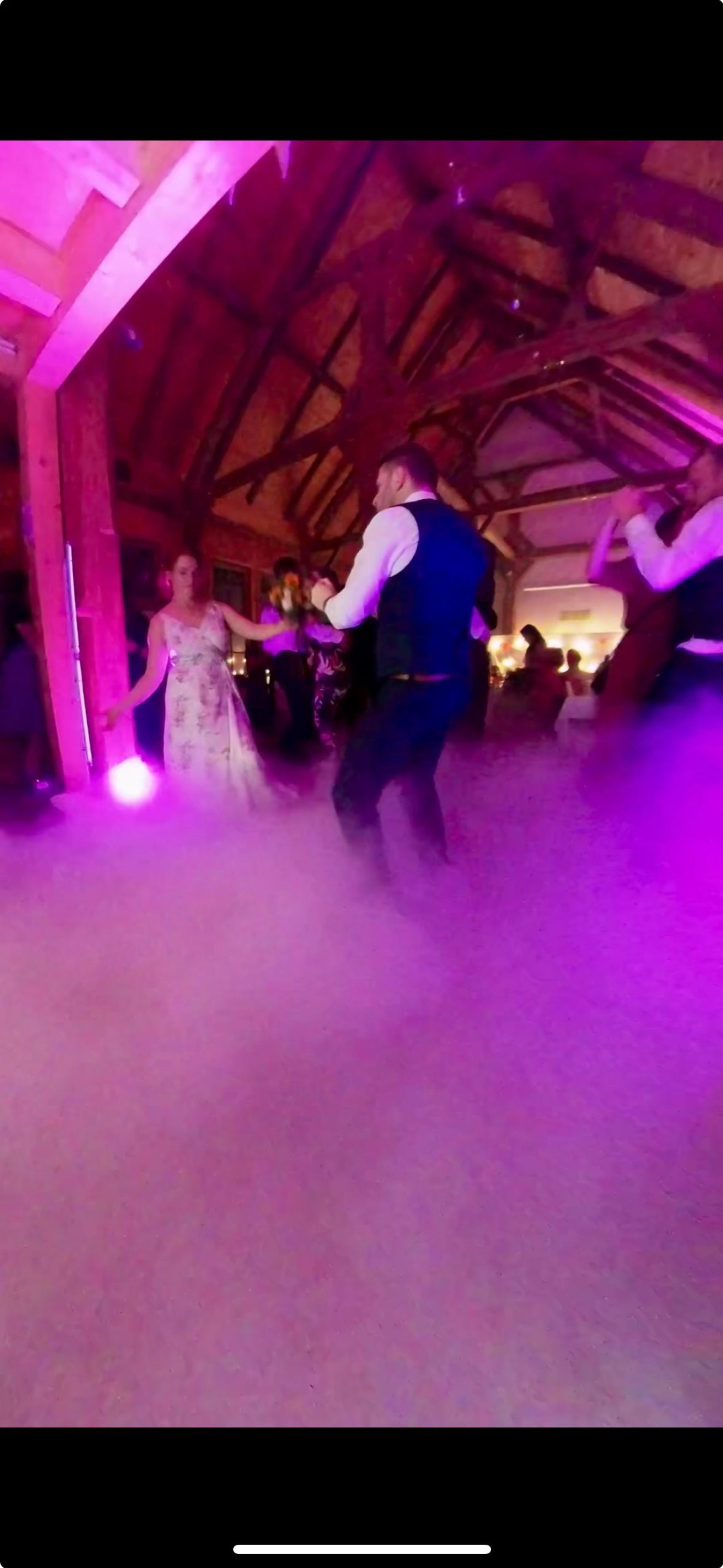 Dancing on the clouds: Bodennebel mit Trockeneis