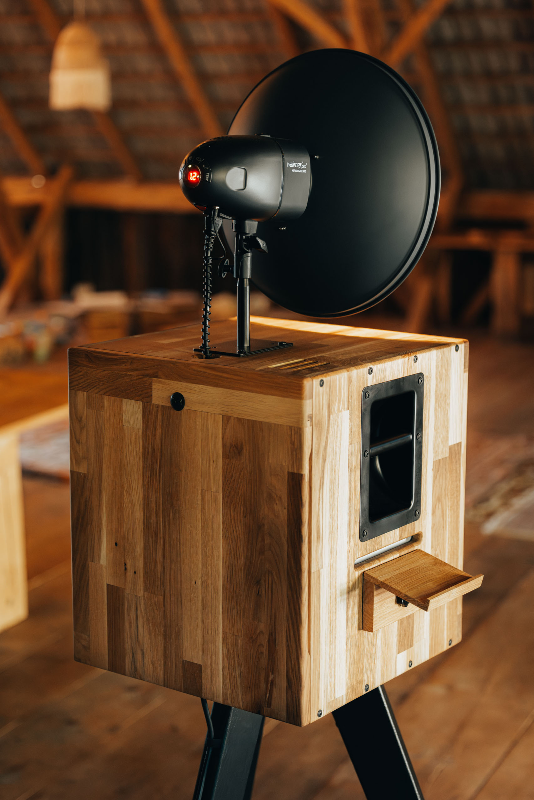 Say Cheese Fotobox by V-Beat Events