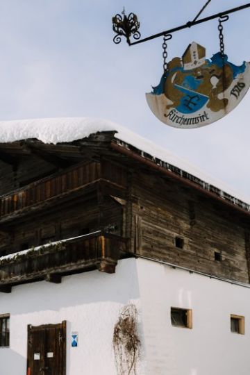 Trachten-Winterhochzeit beim Kirchenwirt Leogang