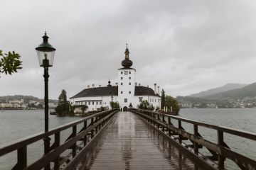 Regenhochzeit im Schloss Ort & Feier im Michlhof zu Haizing
