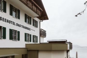 Intime Trachtenhochzeit mit Getting Ready im Seehotel 