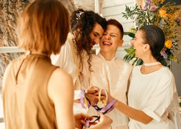 Poly ceremony - celebration of love outside the binary of social norms