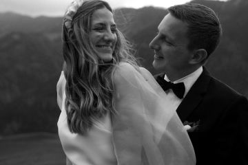 Moderne Hochzeit in Osttirol: Eine Traumzeremonie auf der Burg Heinfels 