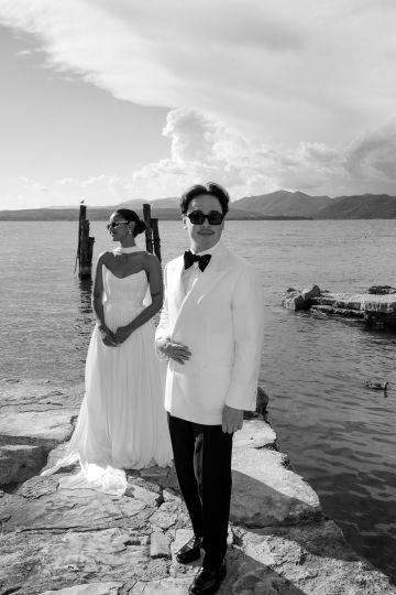Einzigartiges Elopement am Gardasee: Romantische Hochzeit zwischen See und Olivenhainen