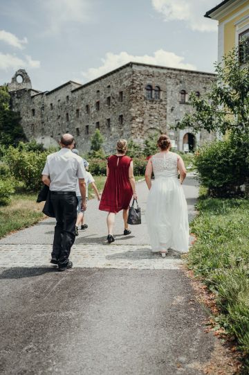 Standesamtliche Trauung auf der Klosterruine Arnoldstein
