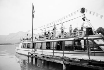 Hochzeitsreportage in Oberösterreich: Mondsee Schifffahrt Hemetsberger