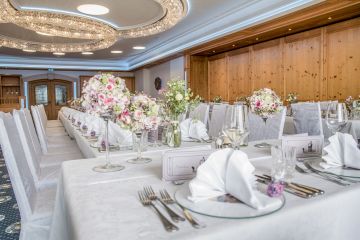 Weiße Hochzeit in den Bergen Tirols