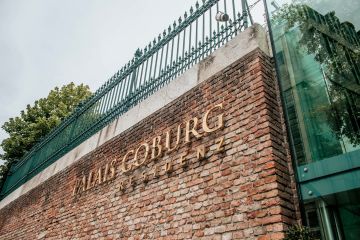 CHARMANTE LUXUS INNENSTADT-HOCHZEIT IM WIENER PALAIS COBURG
