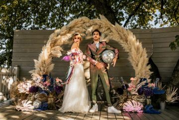 Fancy Couture Hochzeit im Fernblick am Wechsel