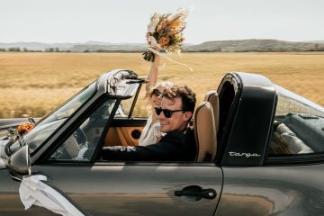 CHIC BARN HOCHZEIT MIT FUNKY VIBES