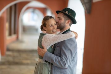 Hochzeit Janina & Anthon: Standesamt in Wasserburg & Freie Trauung im Wirt z´Rieden (Soyen)