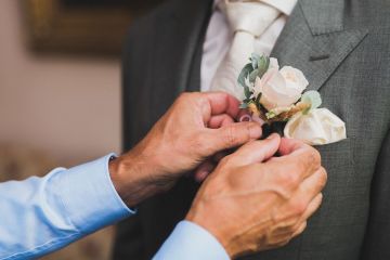 Elegante Sommer Hochzeit im Wasserschloss Kottingbrunn