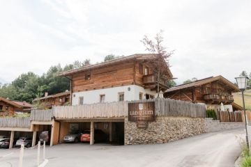 Hochzeitsreportage in Tirol: Feuer & Flamme