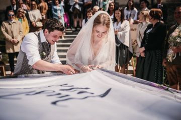 Magdalena und Daniel heiraten am Magdalensberg