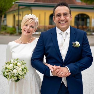 Klassische Hochzeit in klassischem Schloss
