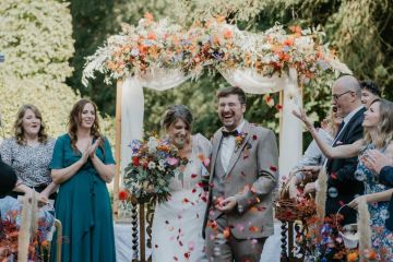 Außergewöhnliche Folklore-Hochzeit im Schloss Ernegg