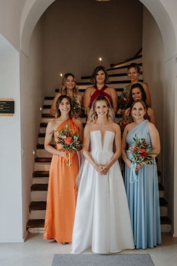 Farbenfrohe Sommerhochzeit im Schloss Gurhof – Sophia & Matthias