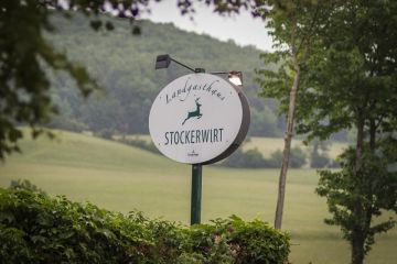 Hochzeitsreportage in Niederösterreich: Stockerwirt