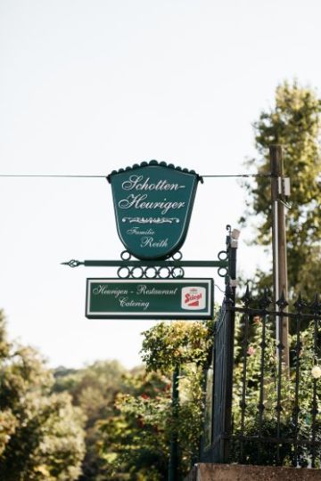 Hochzeitsreportage in Niederösterreich: Heurigen Restaurant Schotten