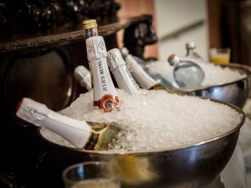 Hochzeitsreportage in Niederösterreich: Hotel Schloss Weikersdorf