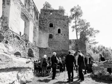 Hochzeitsreportage in Niederösterreich: Burgruine Dobra