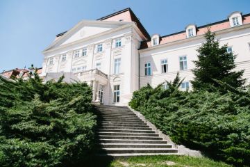 Heiraten im Schloss Wilhelminenberg mit Blick über Wien
