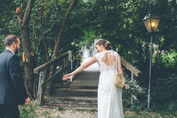 Eine Hochzeit beim Heurigen mitten in der Natur