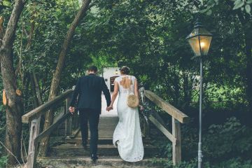 Eine Hochzeit beim Heurigen mitten in der Natur