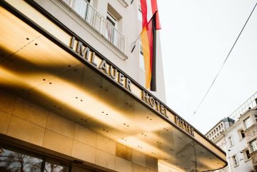 Hochzeitsreportage in Salzburg: IMLAUER HOTEL PITTER Salzburg