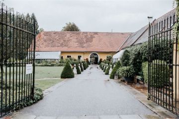 Hochzeitsreportage in Steiermark: Schloss Ottersbach