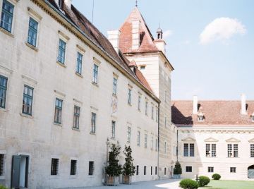Hochzeitsreportage in Niederösterreich: Schloss Walpersdorf