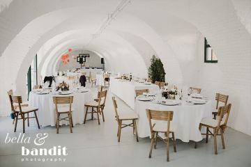 Hochzeitsreportage in Niederösterreich: Schlosspark Mühlbach am Manhartsberg