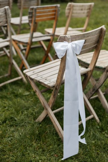 Elegante Herbsthochzeit mit romantischen Details 