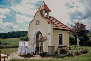 Hochzeitsreportage in Oberösterreich: Bergergut Loveness und Privatissimum