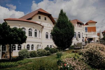 Hochzeitsreportage in Oberösterreich: Bergergut Loveness und Privatissimum