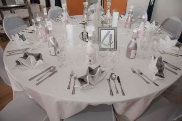 Romantische Traumhochzeit im Grandhotel Niederösterreichischer Hof unter der goldenen Sonne